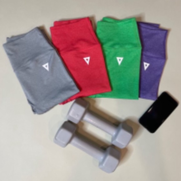 COMMITTED BUTT SHAPING LEGGINGS - Picture 1 of 1